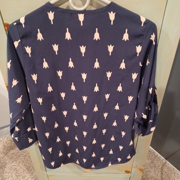 Shirt - Picture 2 of 2